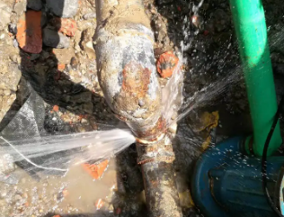 来凤测漏水公司电话